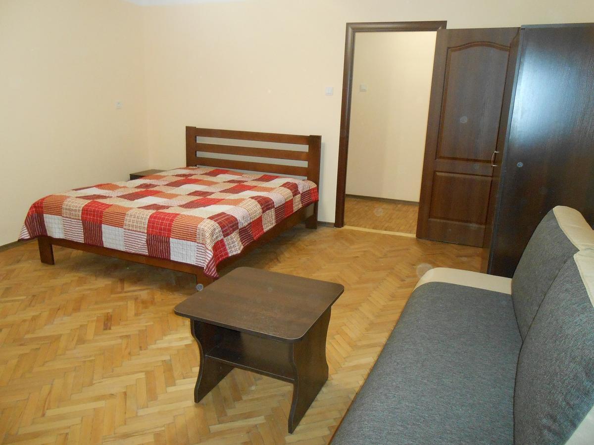 Квартира В Центрі На Вулиці Вірменській 12 Є Дві Спальні Двуспальні Ліжка Lviv Exterior photo